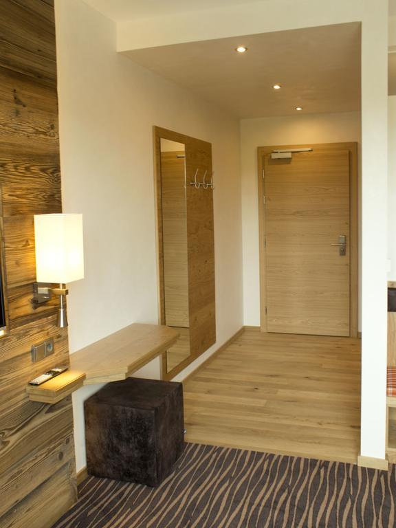 Alpenflair Hotel Buchloe Exteriör bild